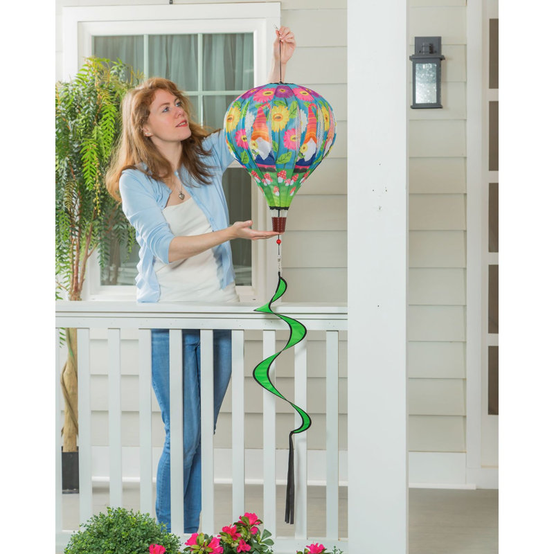 Carillon Dorthey Garden Gnome Balloon