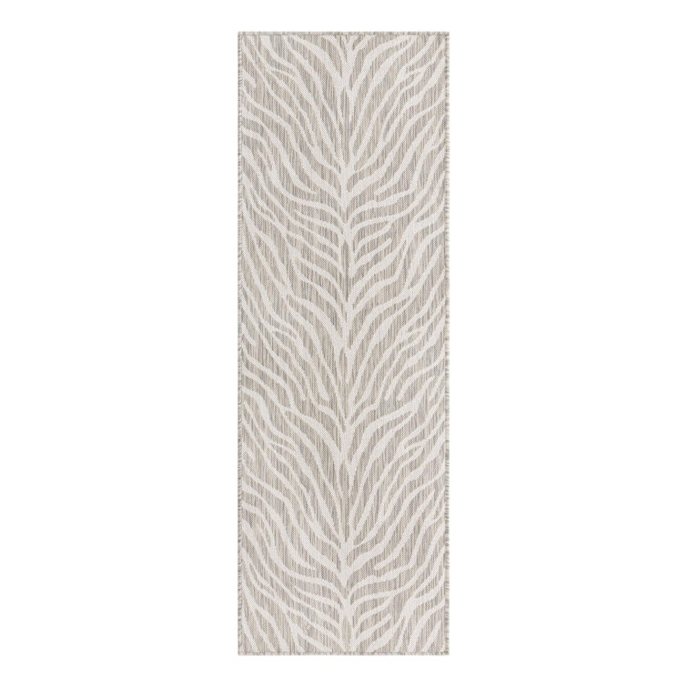 Tullyrusk Animal Print Indoor / Outdoor Rug