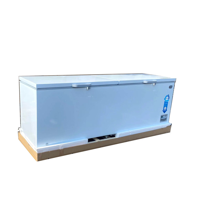 33 Cubic Feet Chest Freezer with Adjustable Temperature Controls