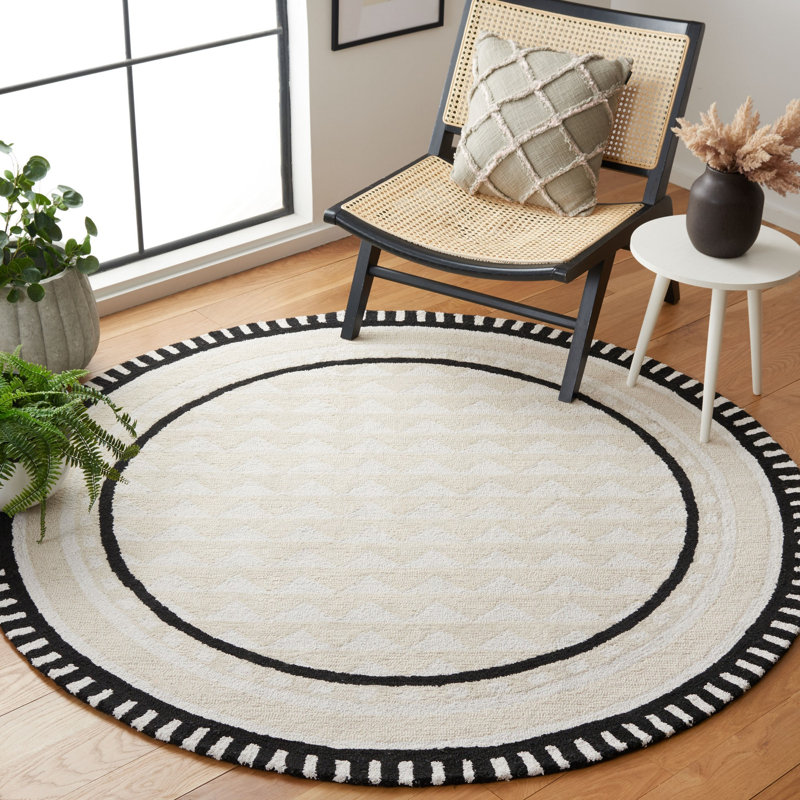 Capri Hand Tufted Performance Chevron Rug, Round 6'