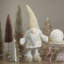 Décoration de table gnome de Noël 17 po ivoire et or