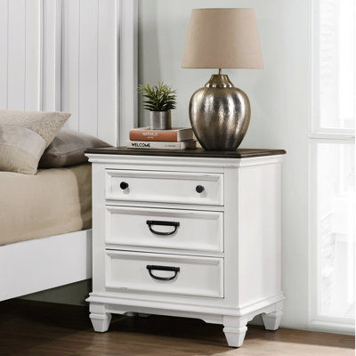 Bedroom Nightstand, Wood Nightstand, Traditional 3-Drawer Nightstand
