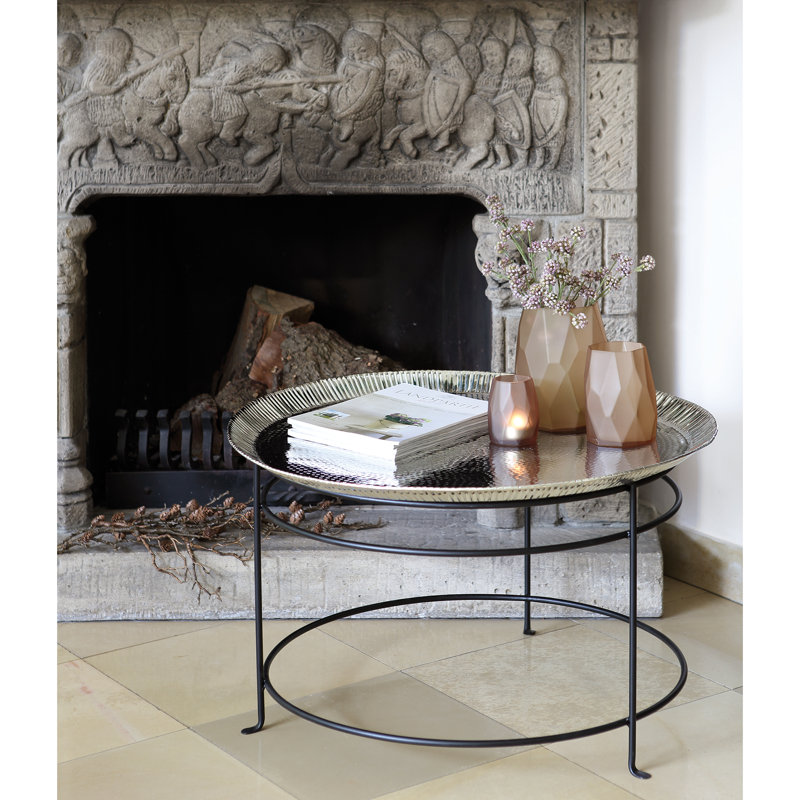 Pacome Tavola Iron Stand