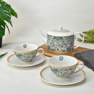 Morris Garden Set of Teapot and 2 teacups with saucers