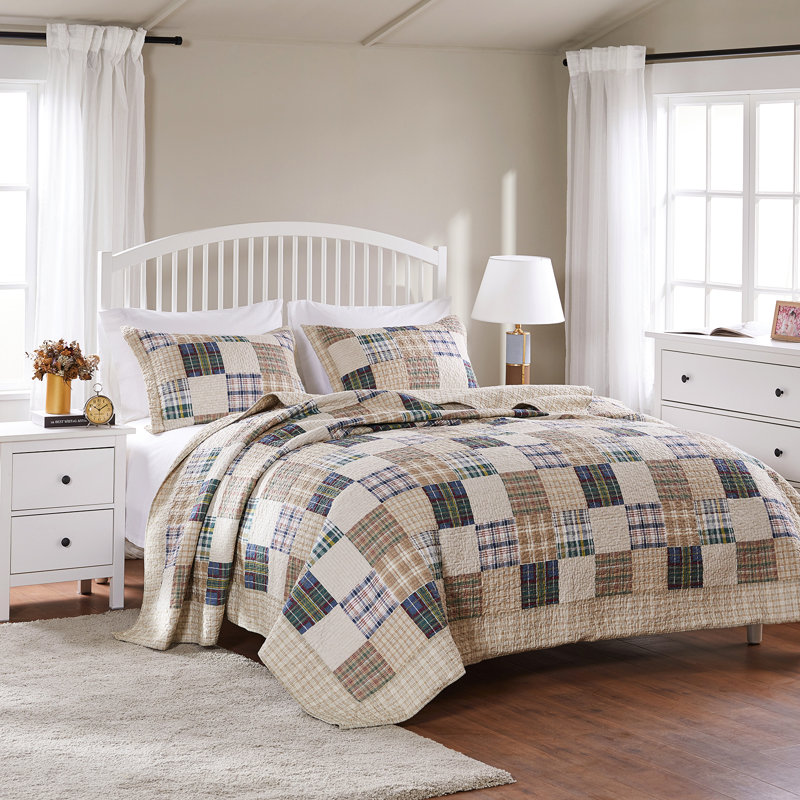 Greenland Home Fashions Oxford Taupe Classic Plaid 3-Piece Queen Size Bedspread Set 110"x118" with 2 Standard Shams, Taupe