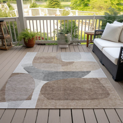Machine Washable Indoor/Outdoor Xhevrie Mocha Rug
