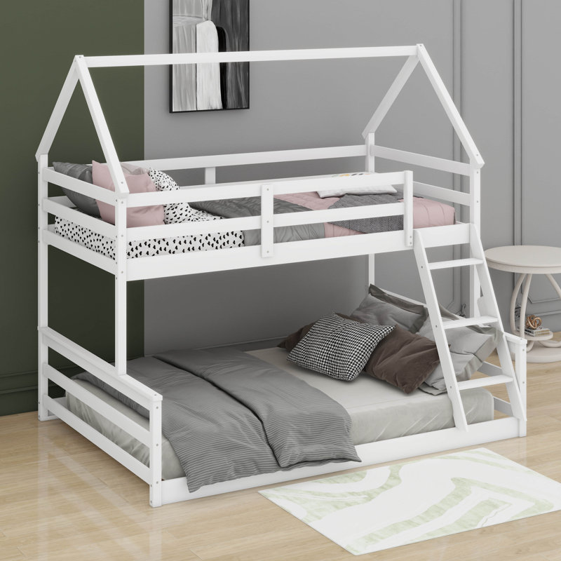 Lit superposé simple au dessus d'une chambre double avec échelle intégrée, Blanc