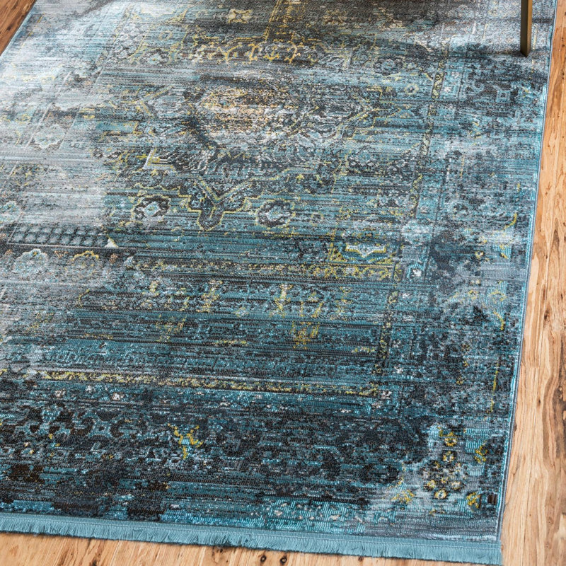 Folmar Oriental Indoor Rug, Rectangle 6' x 9'