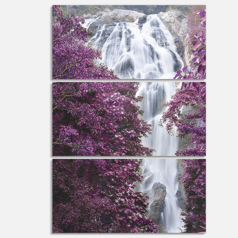 « klonglan cascade floral », reproduction de photo à multiples images sur toile
