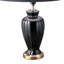 Lampes de table polyvalentes en céramique noire pour les espaces de vie modernes