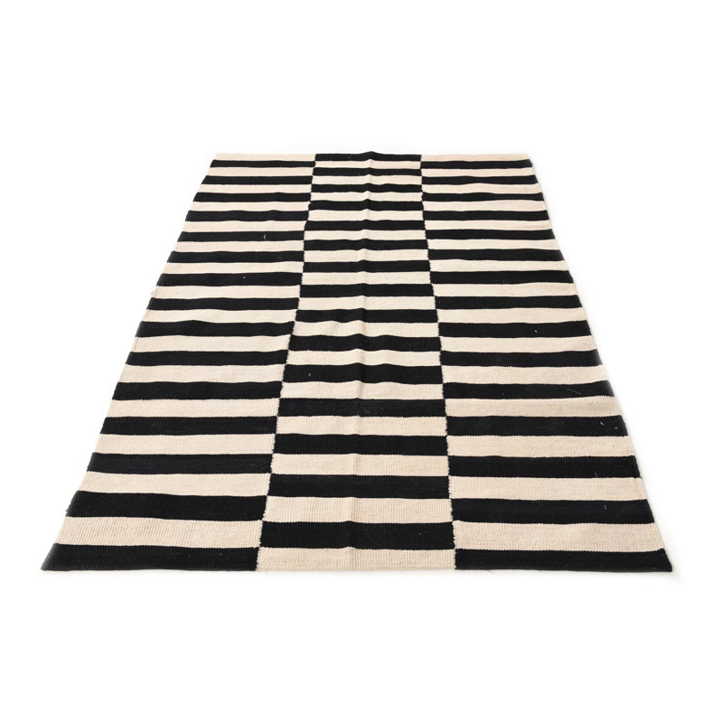 Tapis noir et blanc Noor