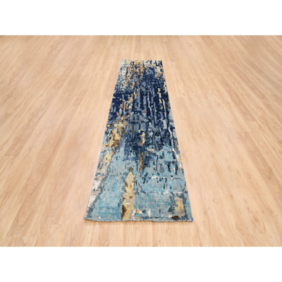 Tapis de couloir 2 pi 6 po x 10 pi bleu avec mélange d'or, de mosaïque, de laine et de soie noués à la main 4E2E26FB5BFD447A890BC1792B01BAA5