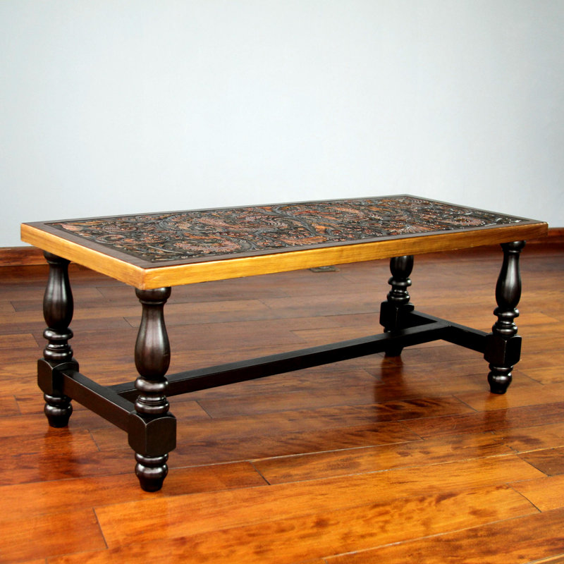 Table basse en bois massif