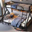 Lit superposé au-dessus de grand lit Ashrita XL, structure en métal avec tablettes de rangement et lumières DEL, conception peu encombrante et silencieuse, noir-1831798083