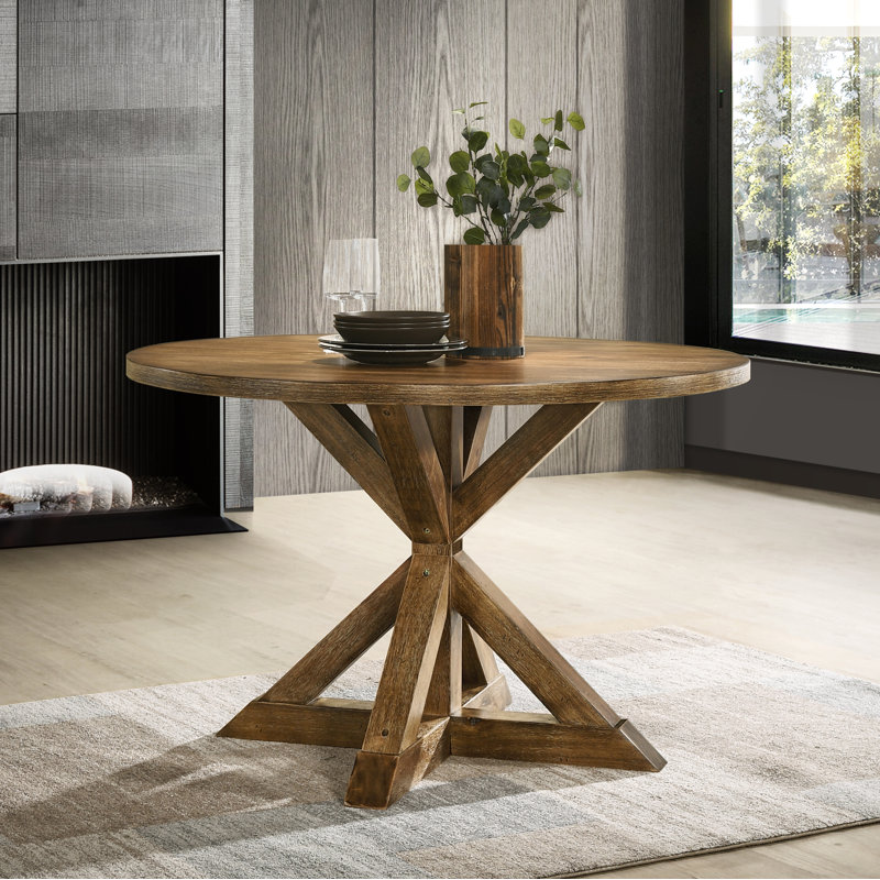 Table de salle à manger Windvale, Brun