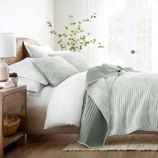 Ensemble de couvre-lit courtepointe en microfibre réversible toutes saisons à motif festonné ultra doux