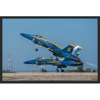 " Blue Angels Airplane Stunt Group "
