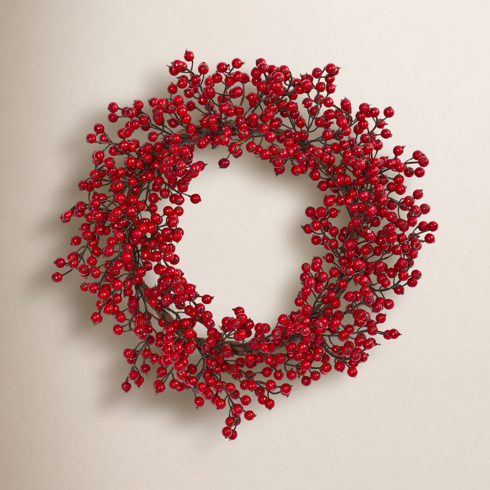22'' Faux Berry Plastic Wreath