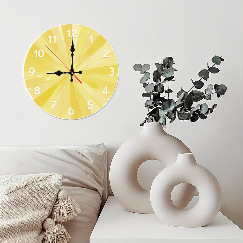 Horloge jaune avec chiffres