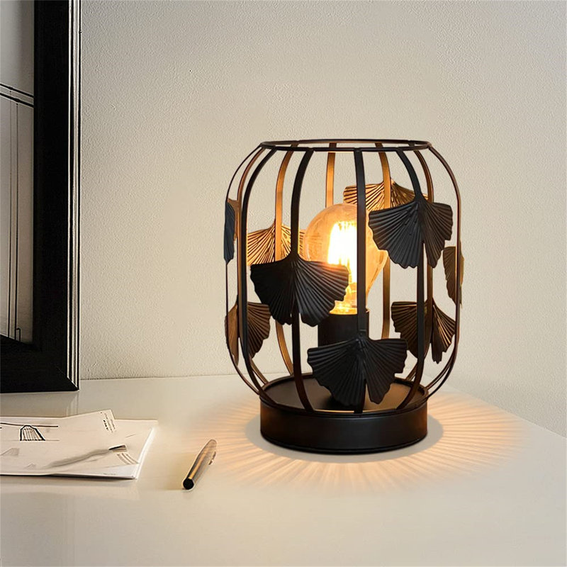 Metal Table Lamp, Black