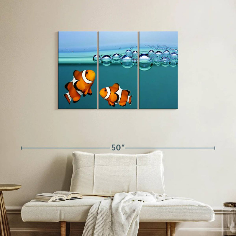 Brampt Clownfish Blowing Bubbles, 24" H x 38" W