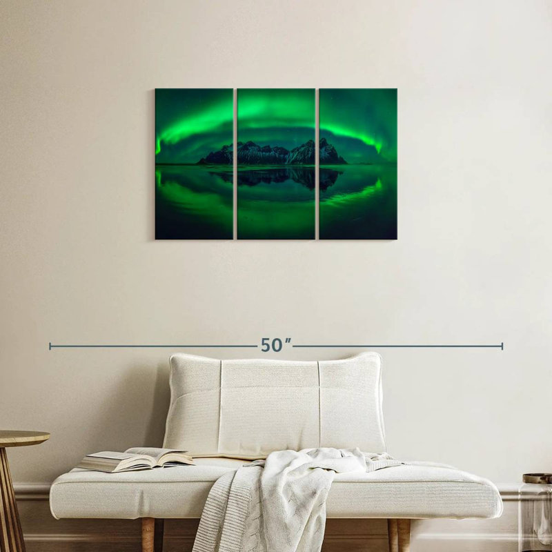 Alvord Eye Of Stokksnes, 20" H x 33" W