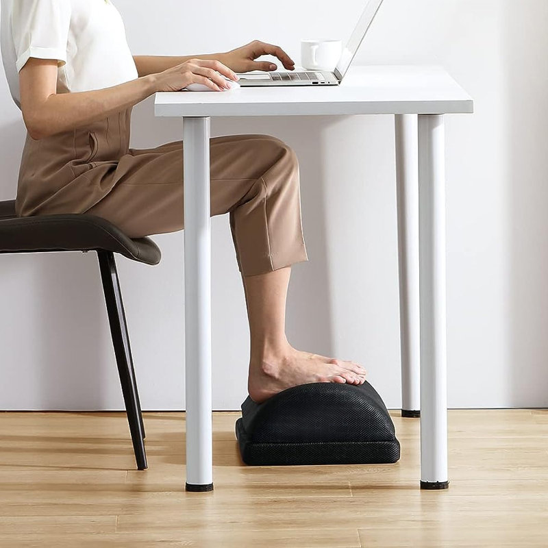 Repose-pieds