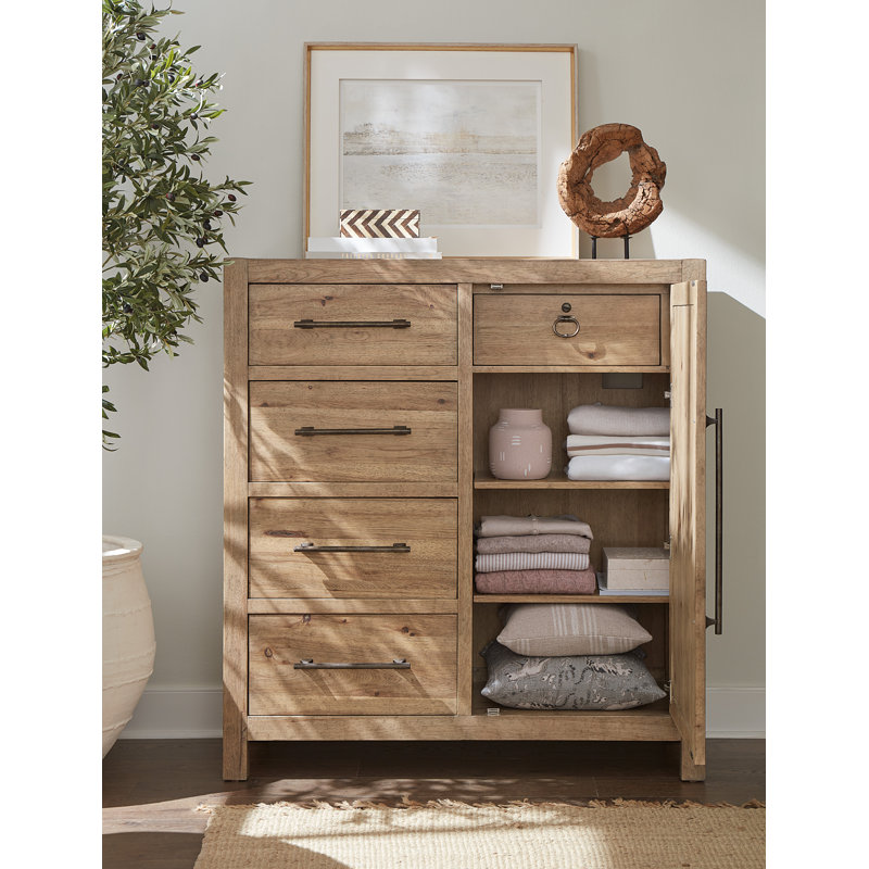 Vineyard Row 5 - Drawer Dresser
