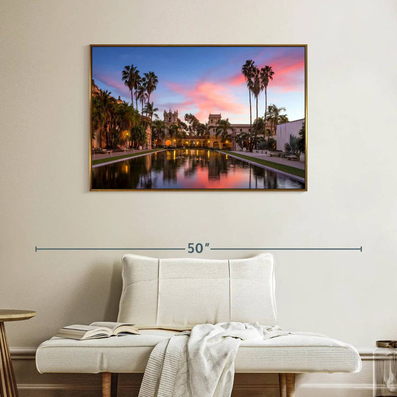 Casa De Balboa, Cadre flottant doré, 40 po x 27 po