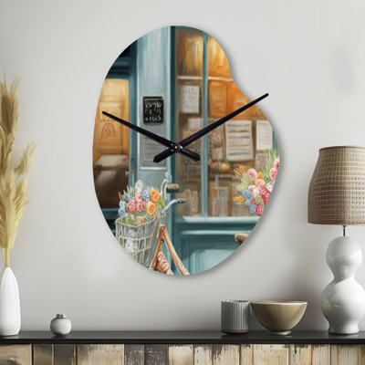 Actualité d'une bicyclette devant une boulangerie française III - Horloges de plage asymétriques en métal, horloge murale beige de forme irrégulière