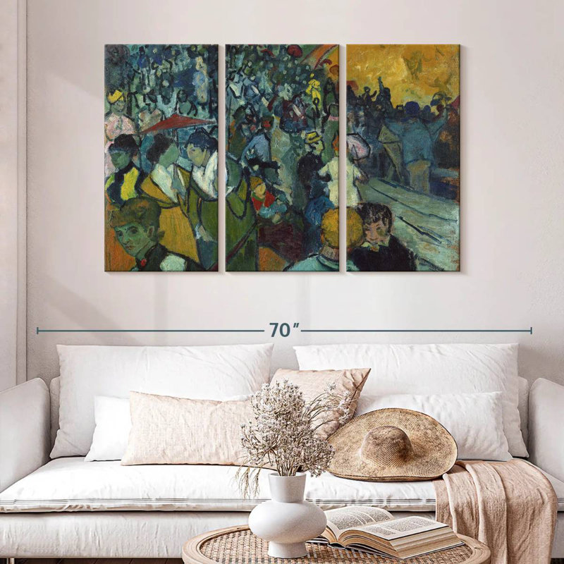 Leisha Les Arenes, 32" H x 50" W