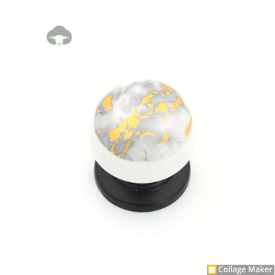 Buckthorn 33mm Diameter Round Knob