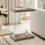 Table de bout Firminio en forme de C en gris vieilli et transparent
