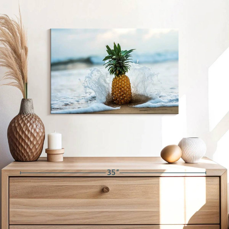 Yarlin Pineapple Splash, 16" H x 24" W
