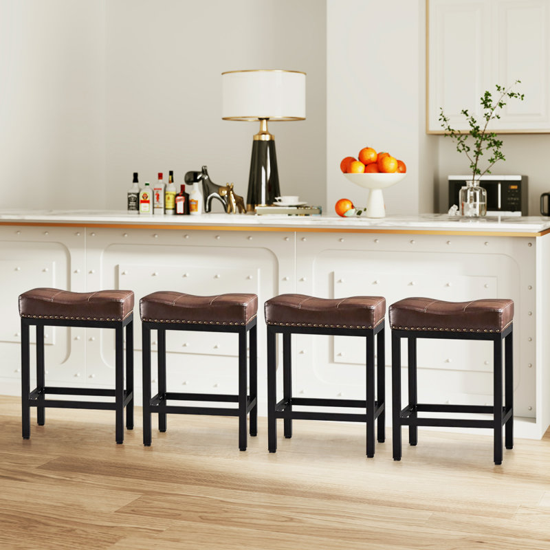 24 Inch Bar Stools Set Of 4, Upholstered Modern Counter Height Bar Stools For Kitchen Island Modern PU Leather Sadless Stools Chair With Metal Base And Footrest