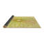 Tapis jaune géométrique-253594912