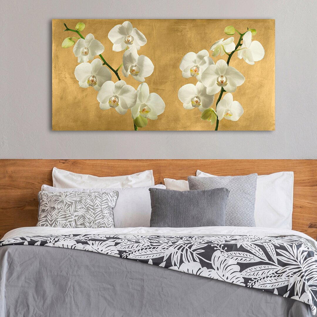 Leinwandbild Orchids on a Golden Background von Andrea Antinori