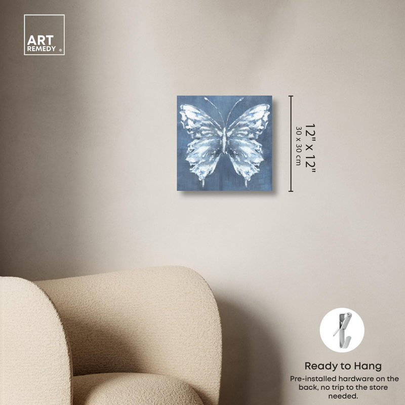 «Blue and White Canvas Butterfly» par Art Remedy, Toile tendue, H 12 po x l 12 po