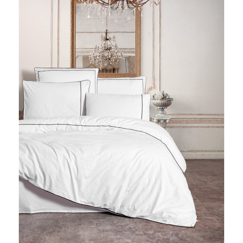 Comacho White/Black Duvet Cover Set