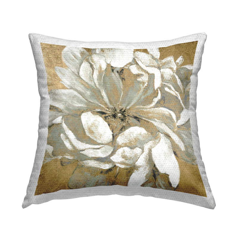 Coussin extérieur abstrait à motif de pétales de fleurs blanches magnolias abstraites par Carol Robinson