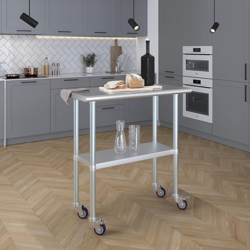 Table en acier inoxydable avec roulettes, H 38 po x L 36 po x l 18 po