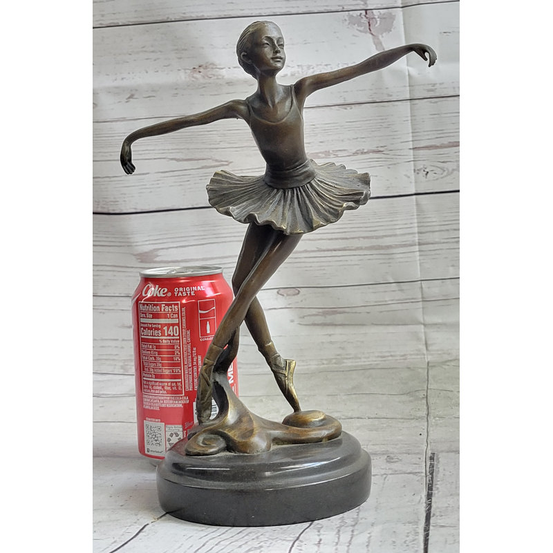 Figurines et sculptures Tangie