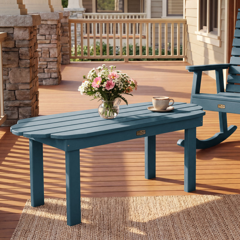 Table basse en plastique Kimber, Bleu Nantucket
