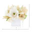 Centre de table des fêtes avec magnolia et hortensias-316343376