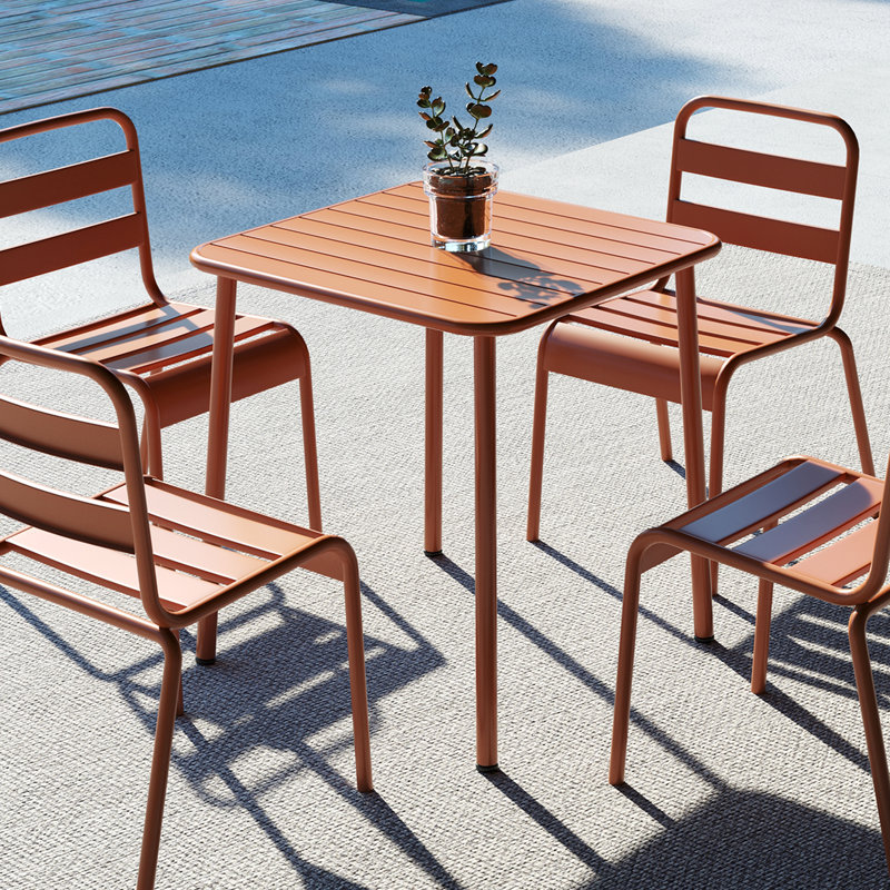 Table carrée pour l'extérieur Sera, Rouge brique clair