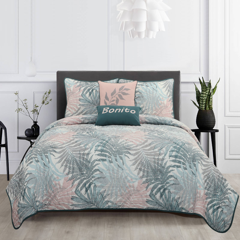 Tropical Leaves 3 Piece Comforter Set, King Comforter + 2 King Shams + 2 Throw Pillows