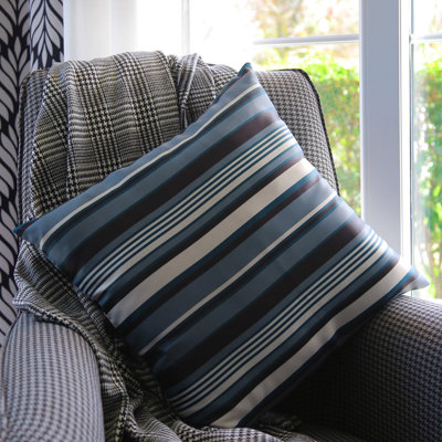 Housse et insert de coussin décoratif intérieur / extérieur Dixielynn