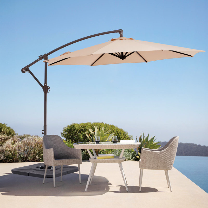 Parasol en porte-à-faux 120 po avec base lestée, Beige