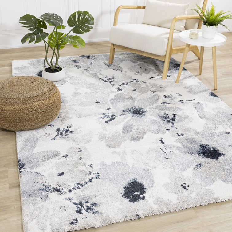 Mckenzie Floral Indoor Rug