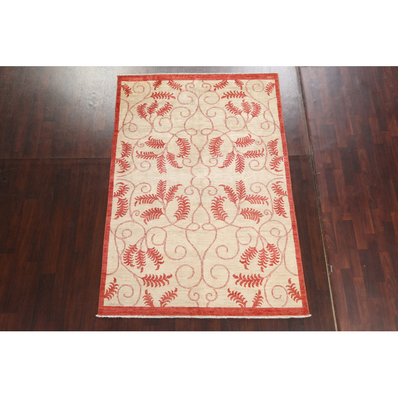 Tapis ivoire en laine noué à la main de conception unique 5 pi 5 po x 8 pi 0 po